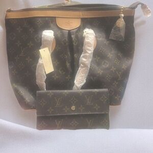 Louie Vuitton bag and wallet